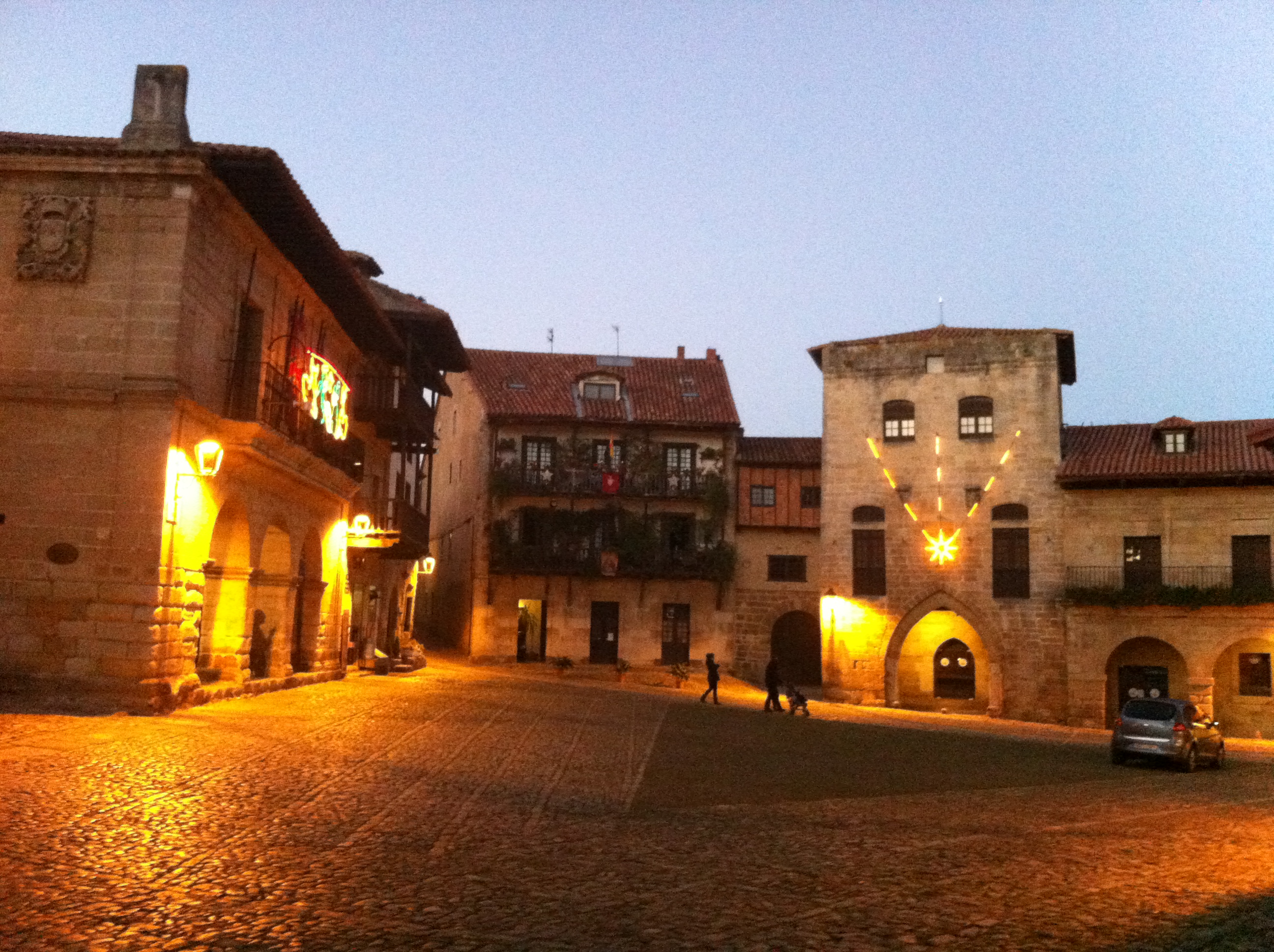 santillana_del_mar_plaza