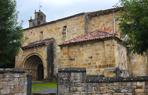 Iglesia-de-San-Facundo-y-San-Primitivo-en-Silió