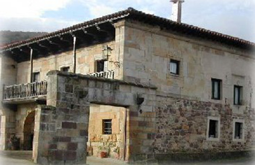 Casona Montañesa de los Ceballos