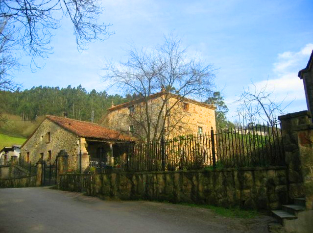 Casa-Torre de los Obregón (La Cueva) Castañeda