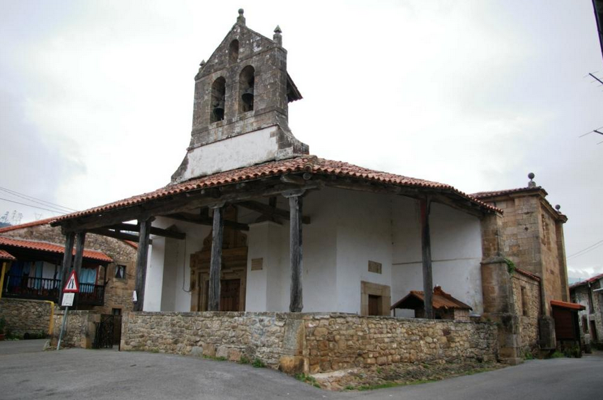 Iglesia de San Tirso