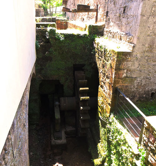 Ferrerías de Movellán en Roiz