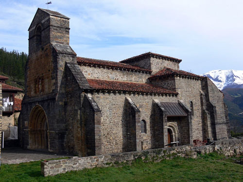 Iglesia de Santa María en Piasca