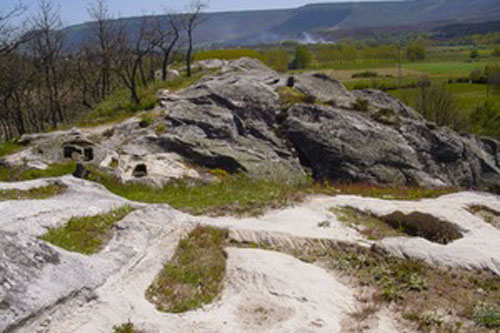 Conjunto Arqueológico de La Peña de San Pantaleón en La Puente del Valle