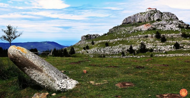 Menhir de Guriezo o Ilso de Lodos en Tresagua