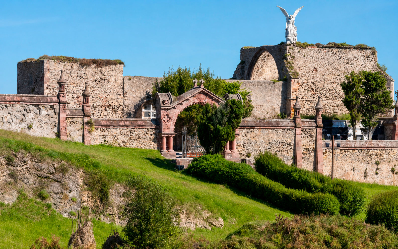 Cementerio de Comillas, Cantabria