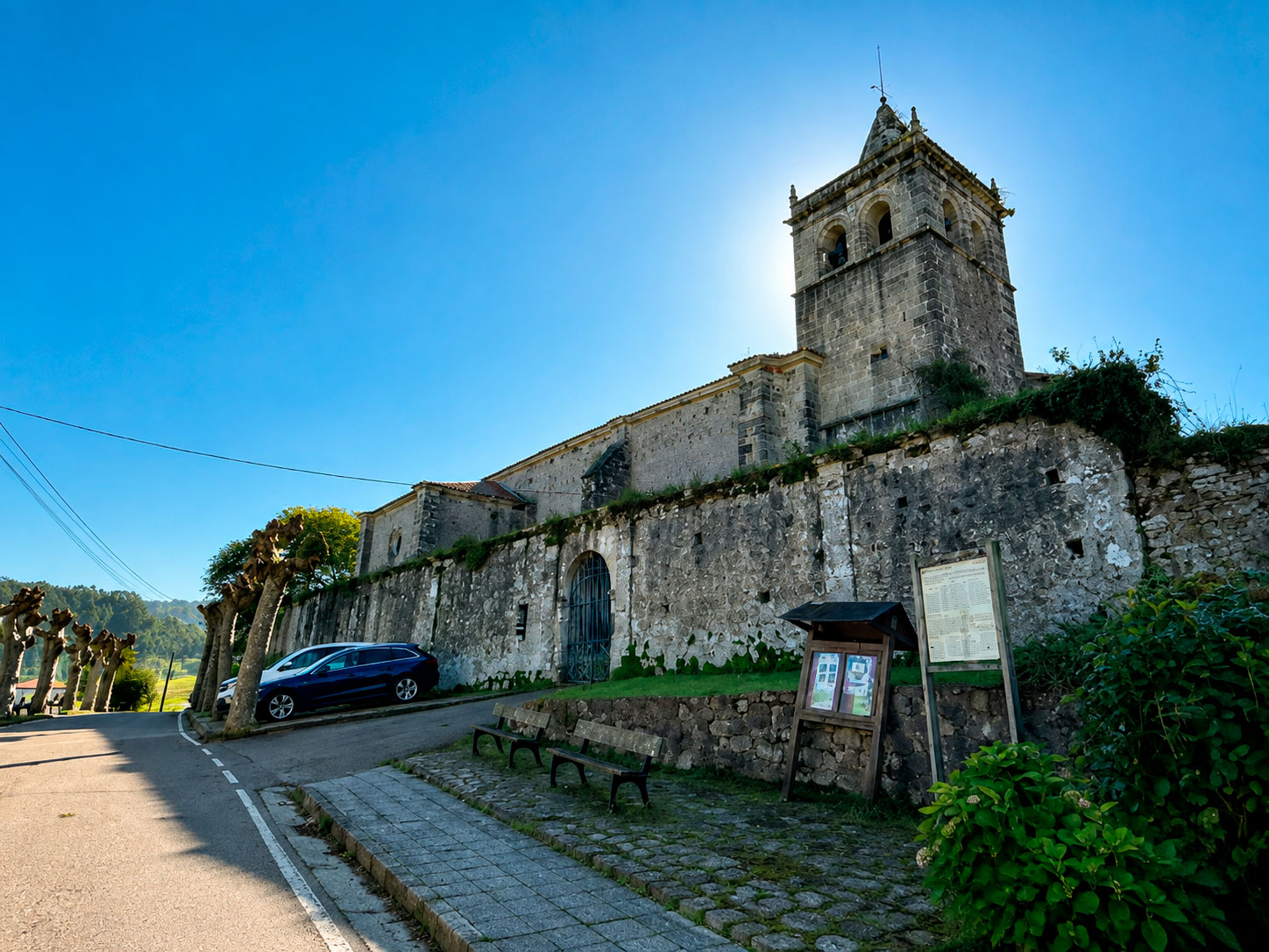 Iglesia de San Adrián en Ruiseñada, Comillas