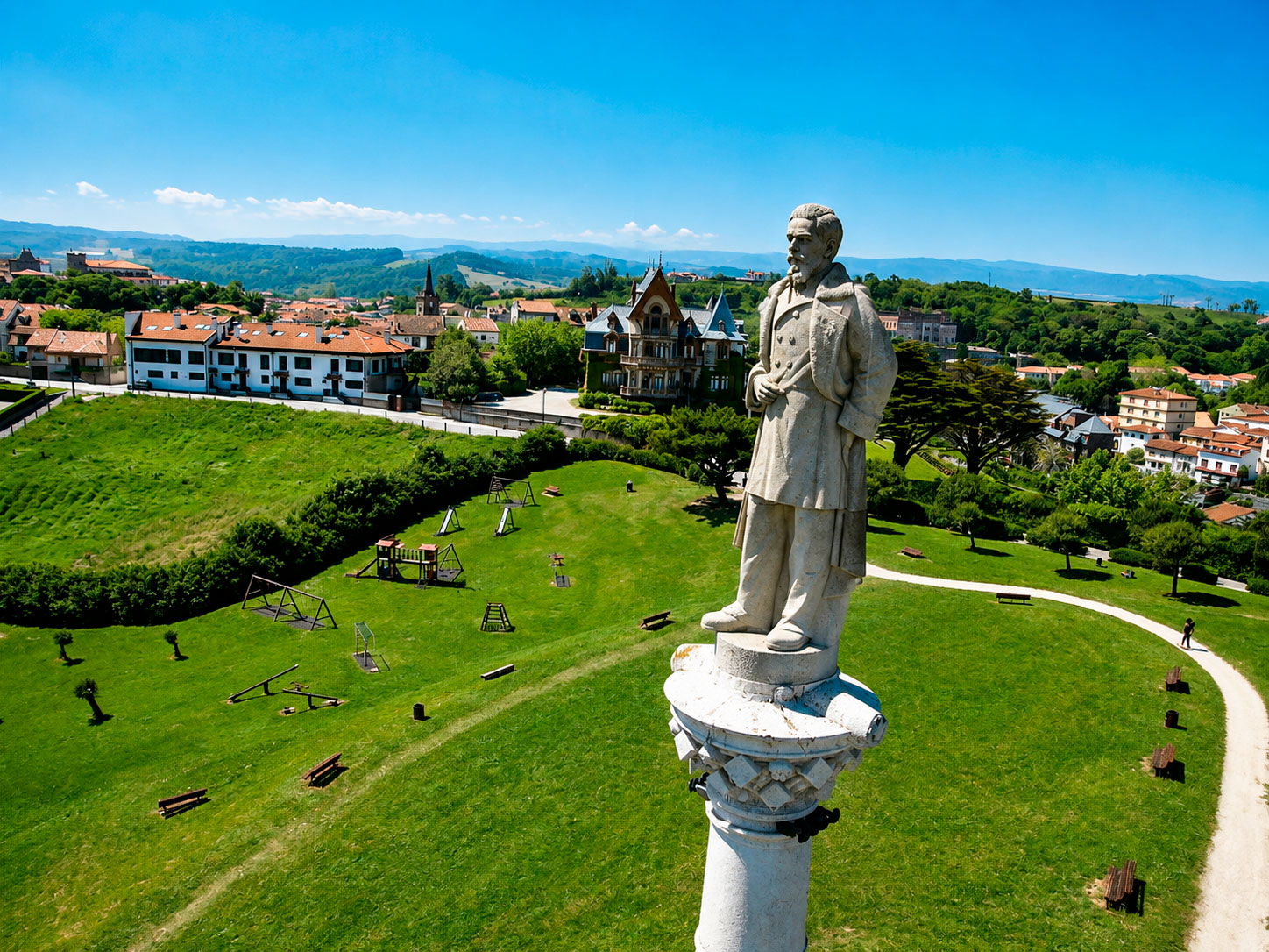 Monumento al Marqués de Comillas, Cantabria