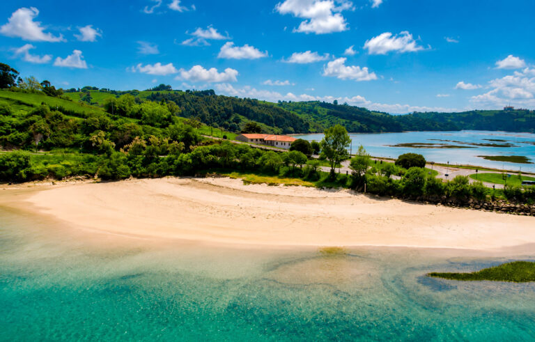 Playa de La Maza, San Vicente de la Barquera
