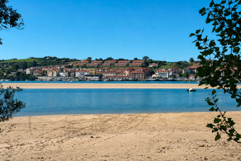 Playa El Rosal (El Tostadero), San Vicente de la Barquera