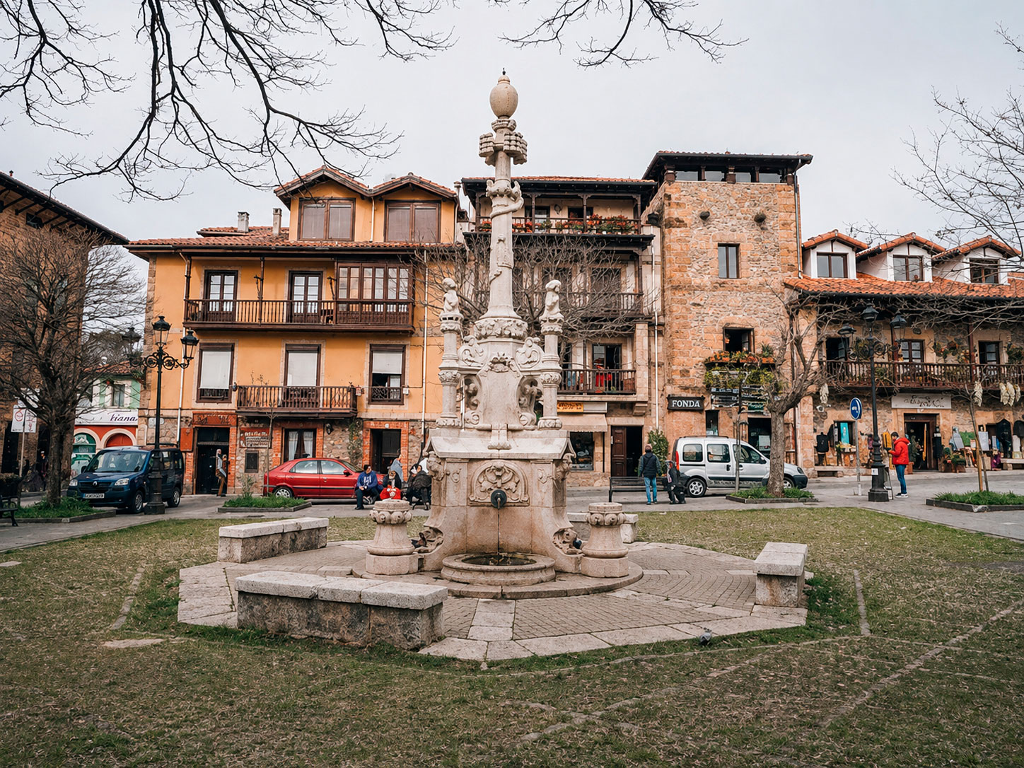 Plaza de Comillas, Cantabria