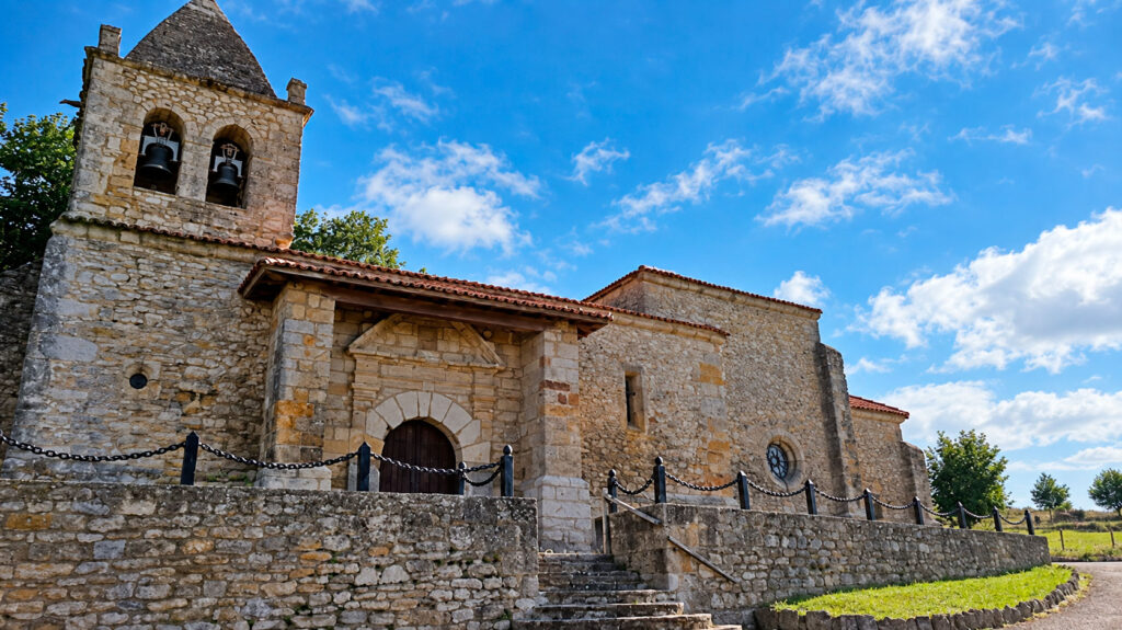 Iglesia de Santiago de Ongayo - vista 5