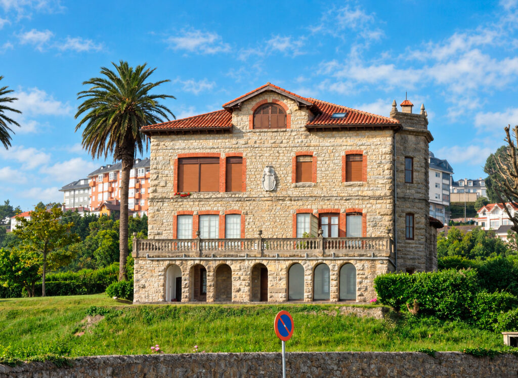 Casa de la Familia Fernández de Caleya en Suances