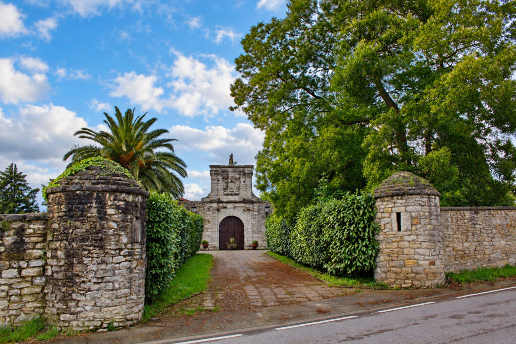 Casa de los Velarde, Hinojedo - vista 2