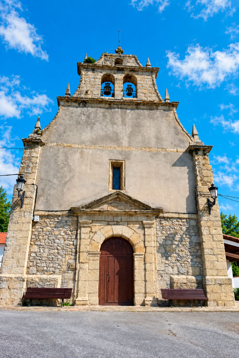 Iglesia de San Juan de Cortiguera: historia, arquitectura y visita