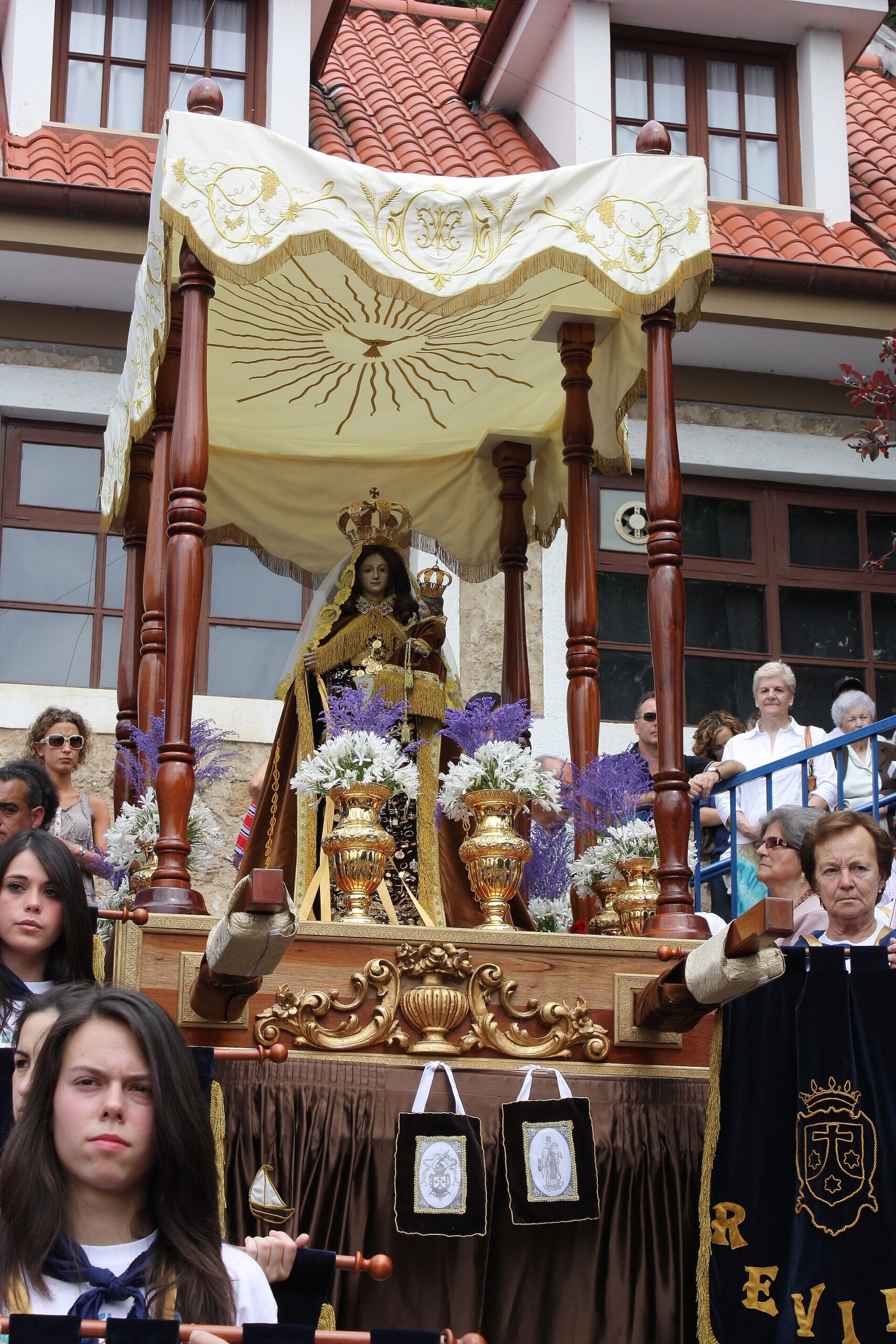 Procesión del Carmen en Revilla de Camargo, imagen de 2011