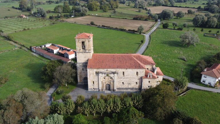 Iglesia de Santa Cruz de Escalante