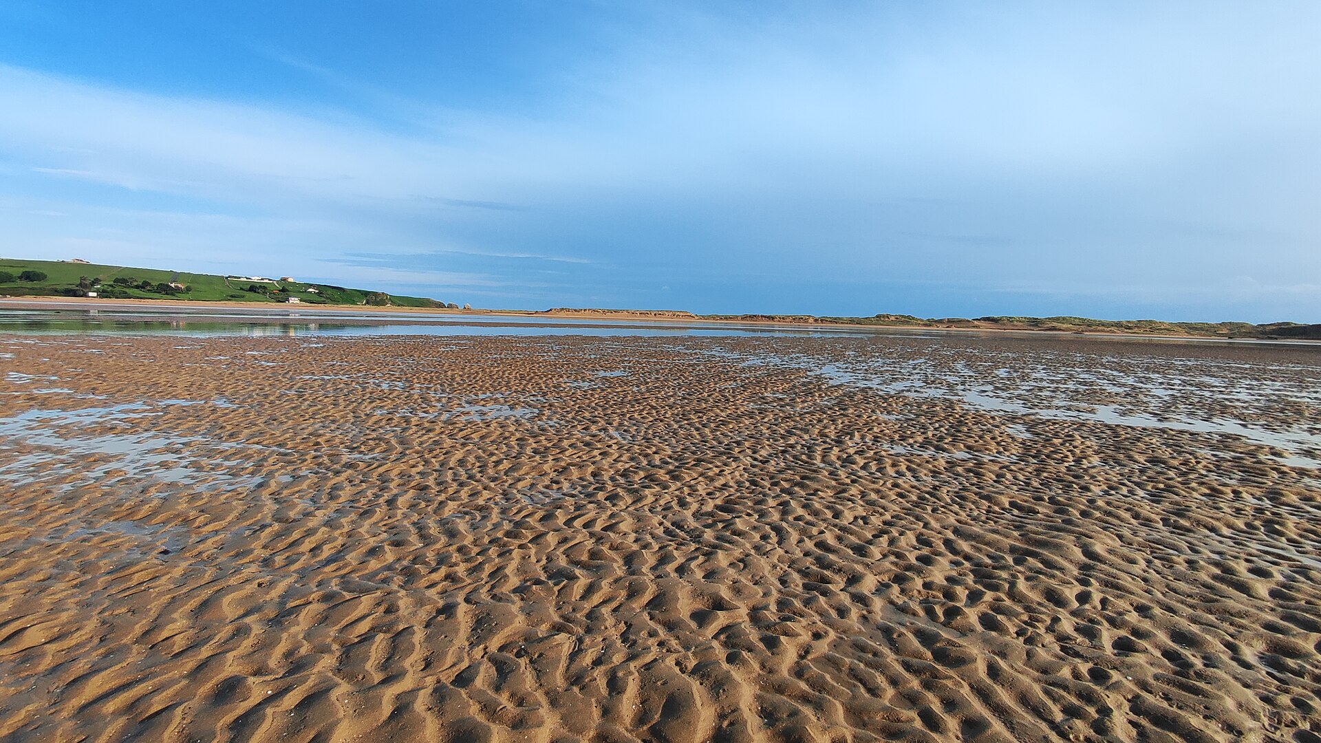 Playa de Usil en Mogro