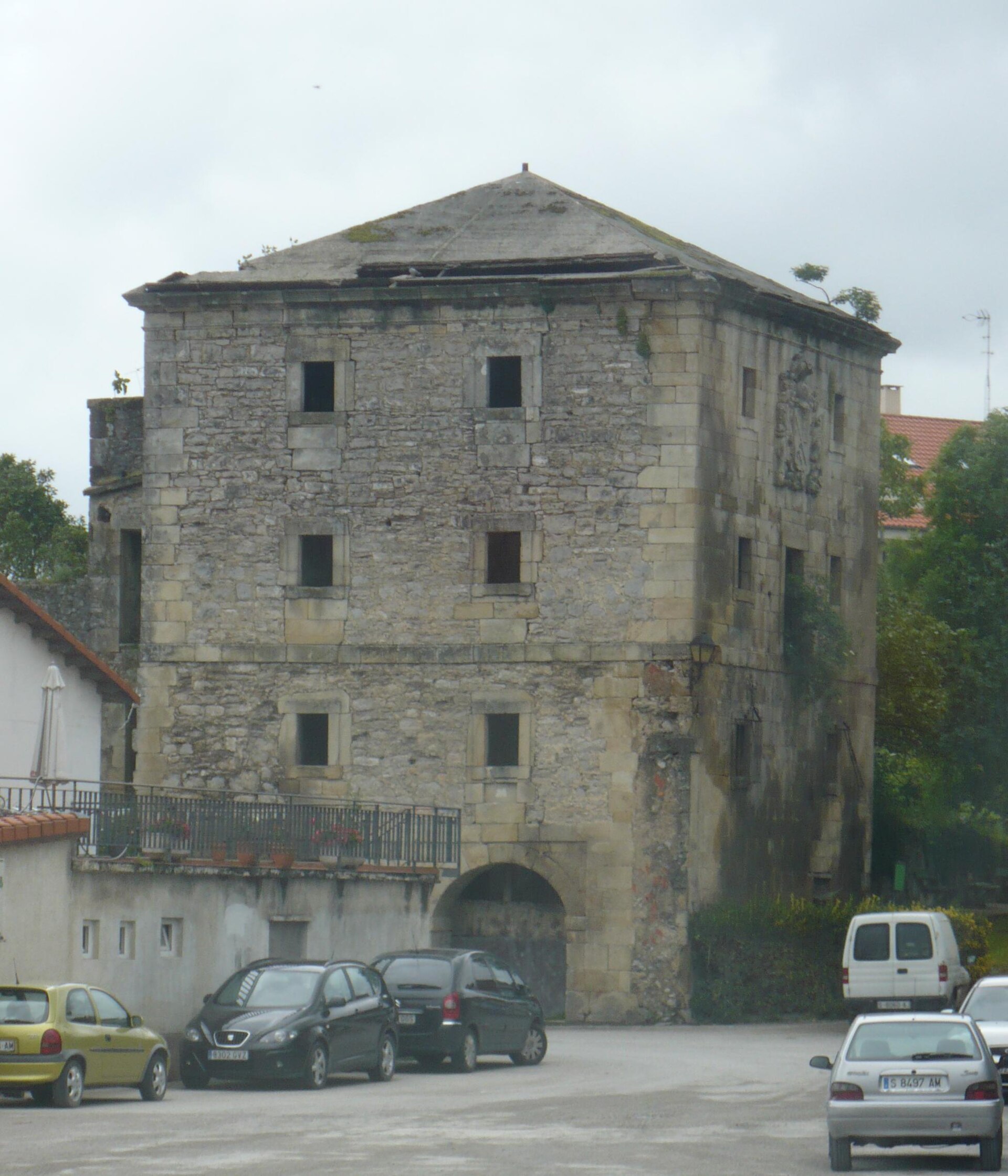 Torre de Rigada en Anero, Ribamontán al Monte