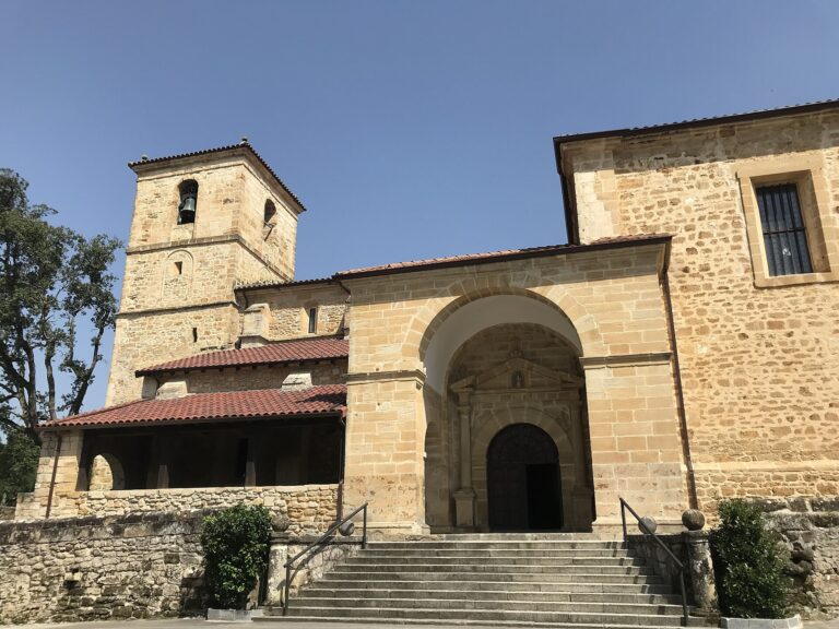 Iglesia de Santa María de Toraya, en Hoz de Anero