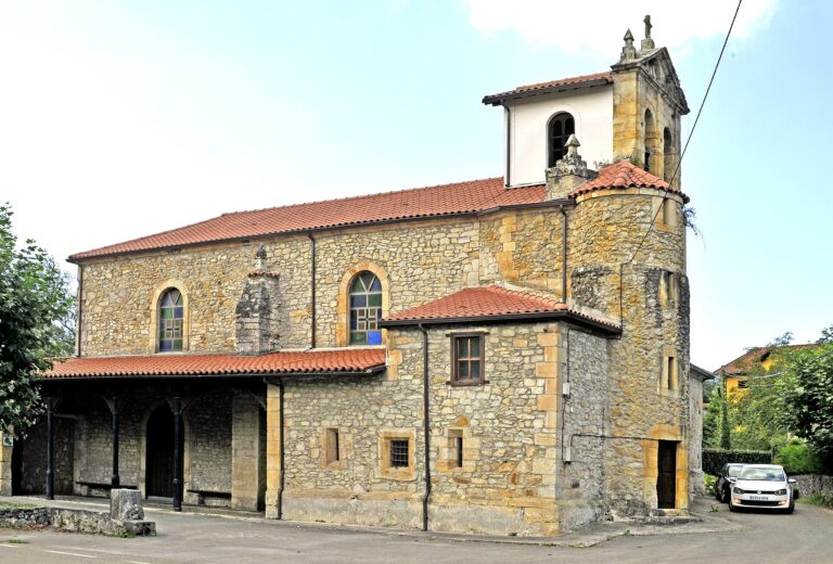 Iglesia de Santo Tomás Apóstol en Villaverde de Pontones