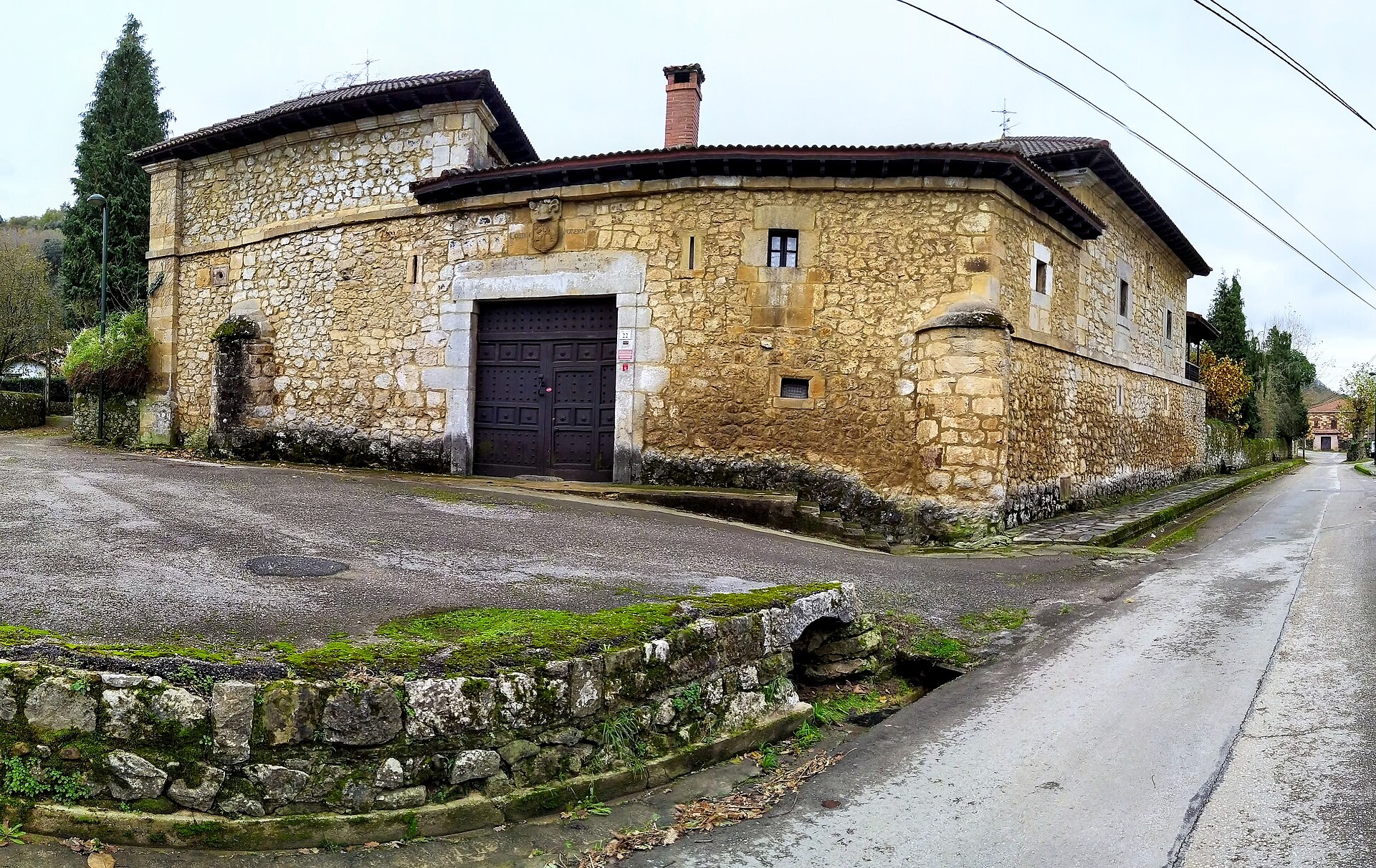 Casa de los Cordero, arquitectura civil de Barrio de Arriba