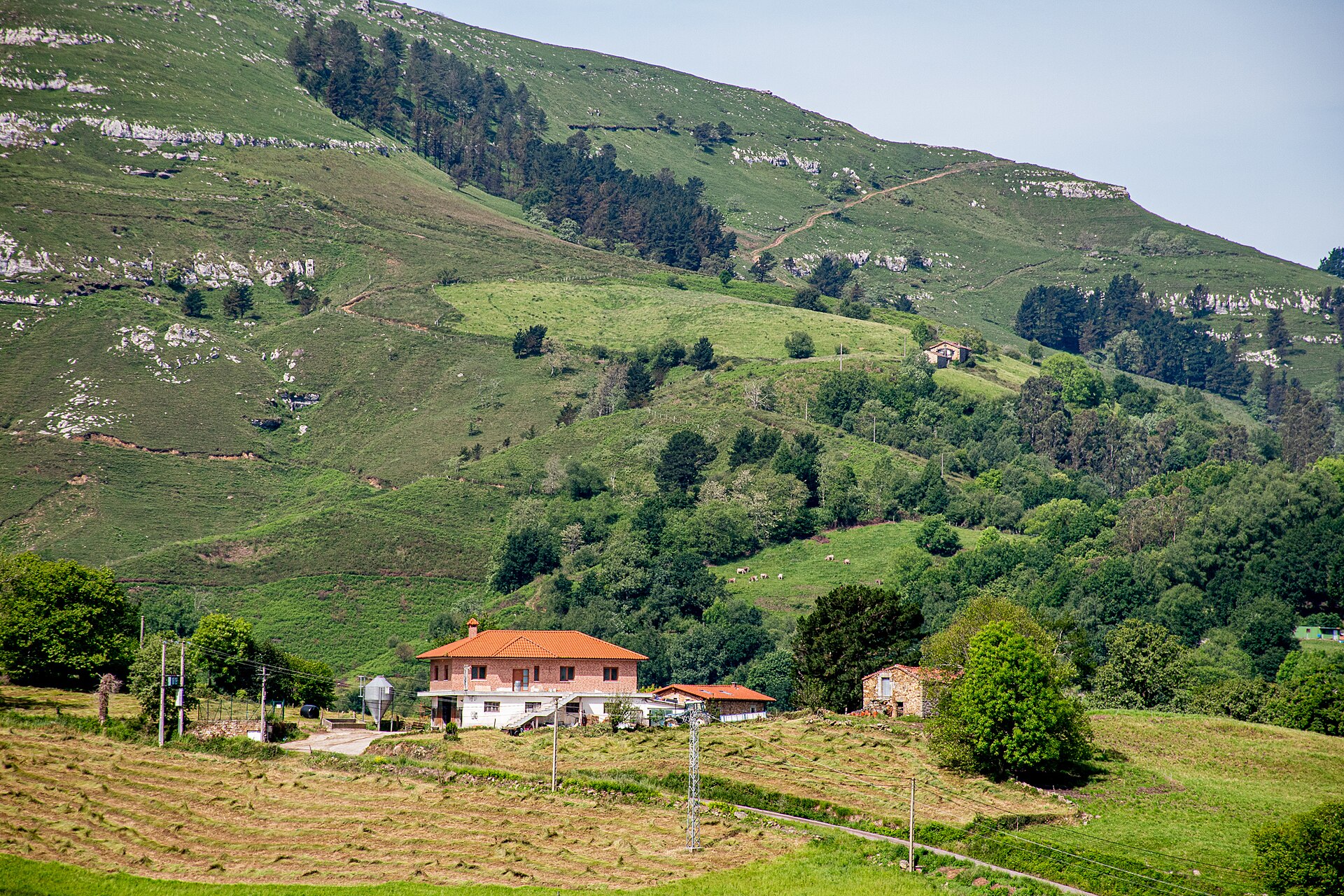 Paisaje de Monte, Moncobe e Ideopuerta, en Riotuerto