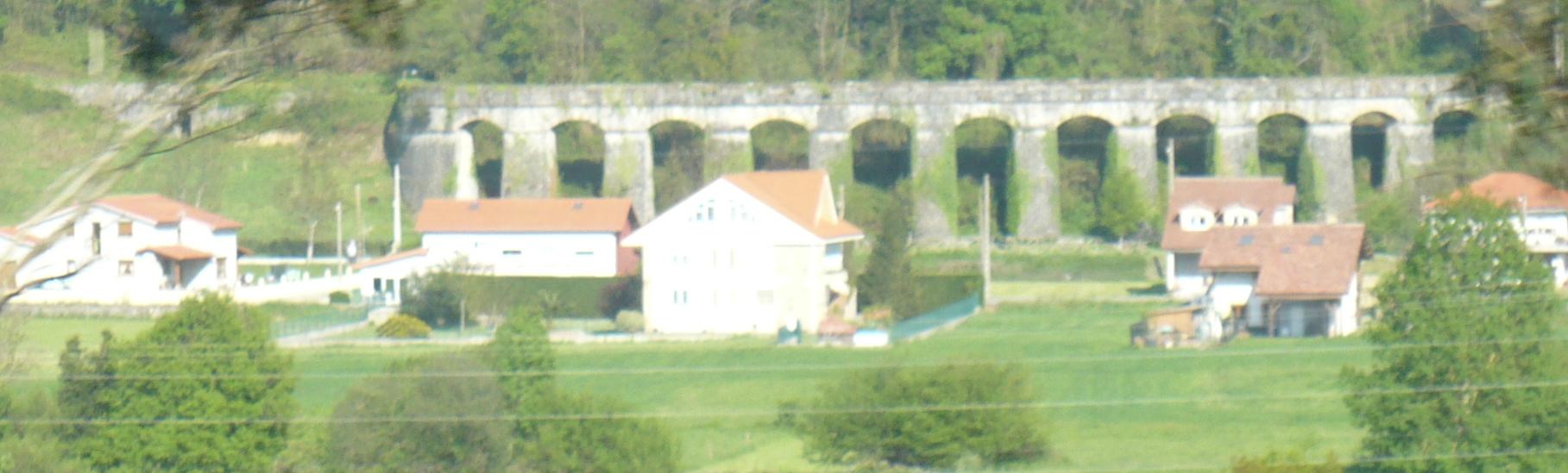 Acueducto Puente Rual, parte del antiguo abastecimiento de agua de Santander