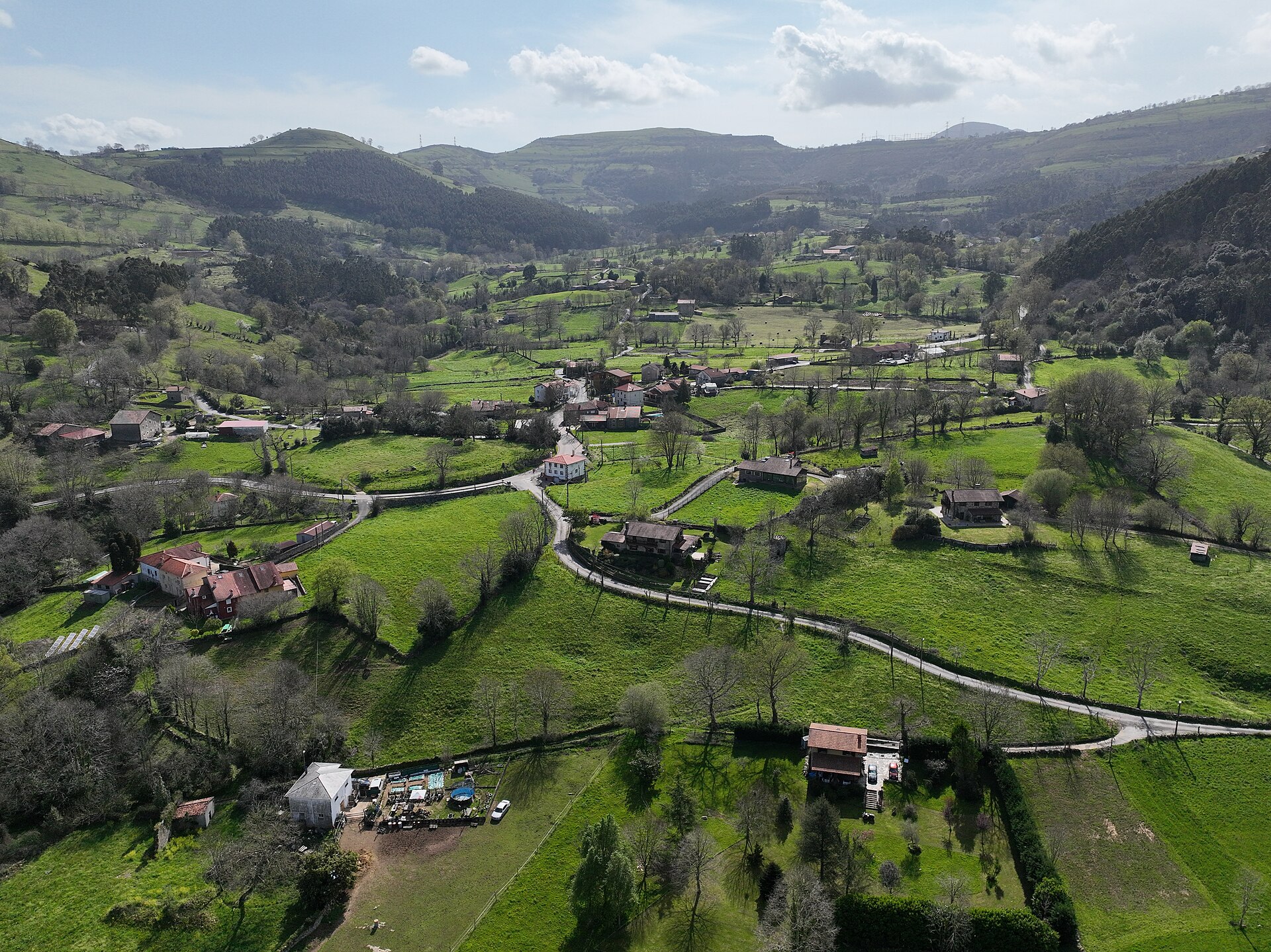 Vista panorámica de Riaño: los barrios de La Lastra y La Iglesia