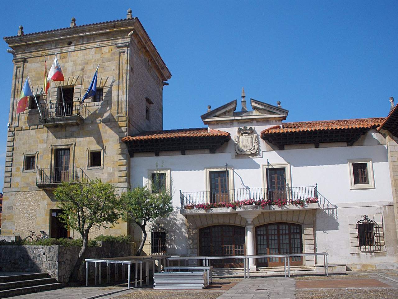 Palacio del Marqués de Villapuente, sede del Ayuntamiento
